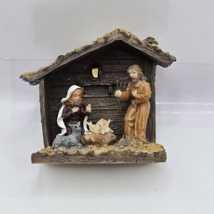Nativity Scene Manger Resin Sculpt 2.5 In Height Jesus Mary Joseph Christmas